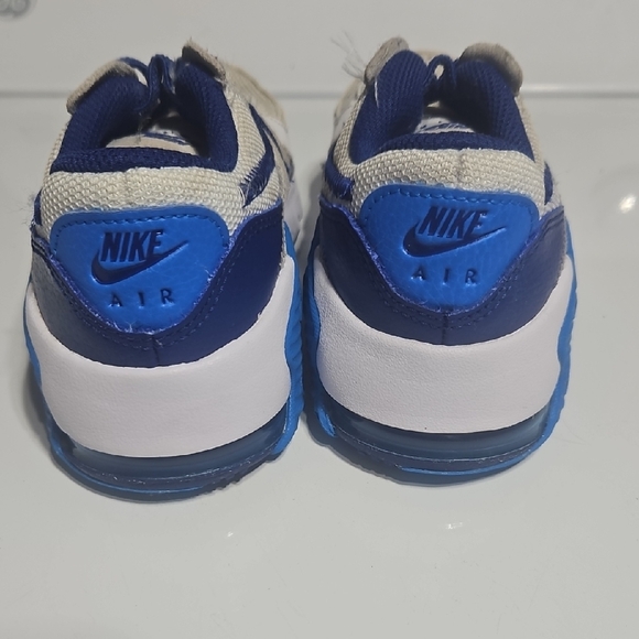 Nike Air Max Blue and White Sneakers Sporty Design - Picture 4 of 4
